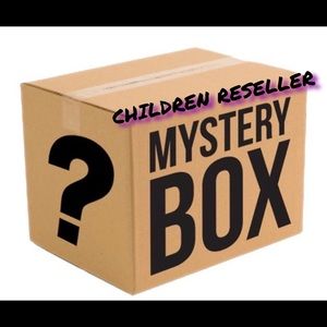 Children’s Clothing Reseller Box